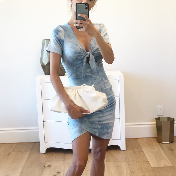 🔄 MONTERREY White Vegan Pouch Clutch Crossbody - Picture 3 of 10